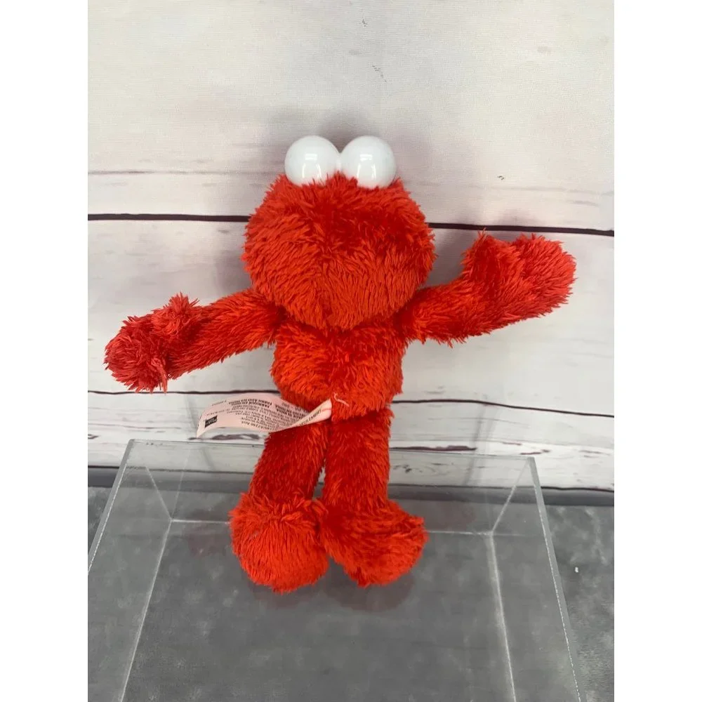 Sesame Street 8 Inch Elmo Stuffed Plush‎ Toy